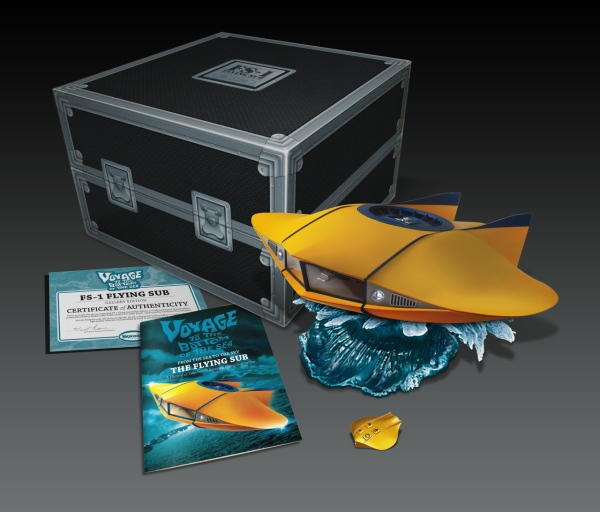 Moebius Models 1:32 Diecast Flying Sub from VTTBOTS with Lights, Sounds and a Remote Control