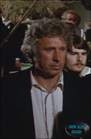 Jack Krupnick as Party Guest in The Towering Inferno